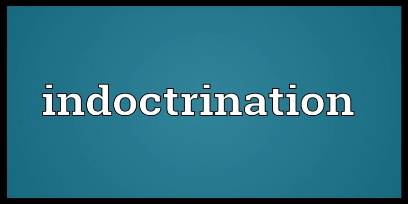 الدور الاستلابي للتلقين في الجامعات العربية